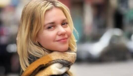 Έγκυος H Ηθοποιός Λίλα Μπακλέση