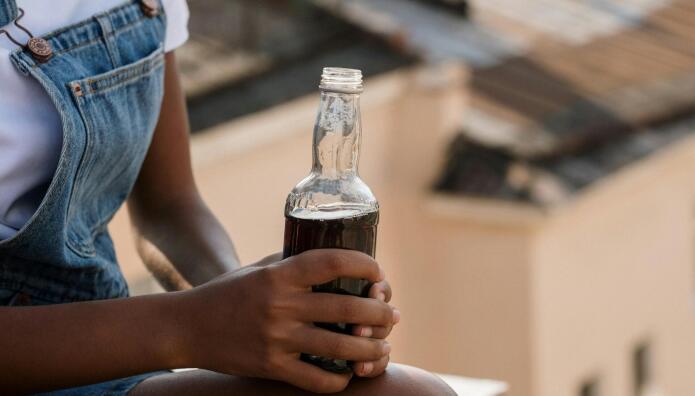 Βάρκιζα: Στο νοσοκομείο 14χρονη μετά από κατανάλωση αλκοόλ- Έκανε σπασμούς