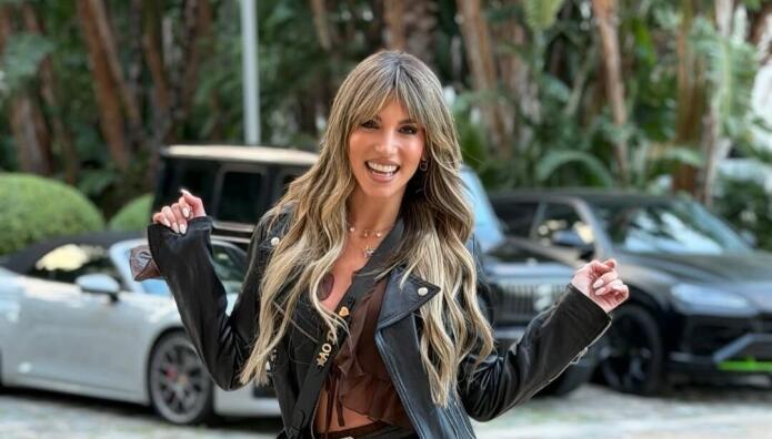 Αθηνά Οικονομάκου