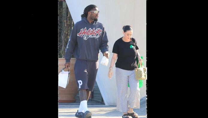 Βόλτα για τον Λεσόρ με τη γυναίκα του