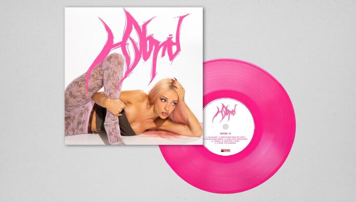 Η Ελένη Φουρέιρα κυκλοφορεί το πρώτο της βινύλιο