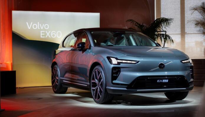 Το νέο Volvo EX60 αλλάζει τους όρους του παιχνιδιού