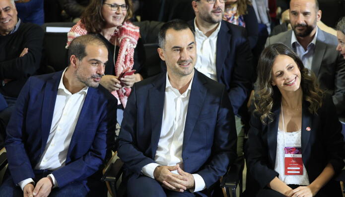 Νέα Αριστερά: Διαλύεται Η Κοινοβουλευτική Ομάδα
