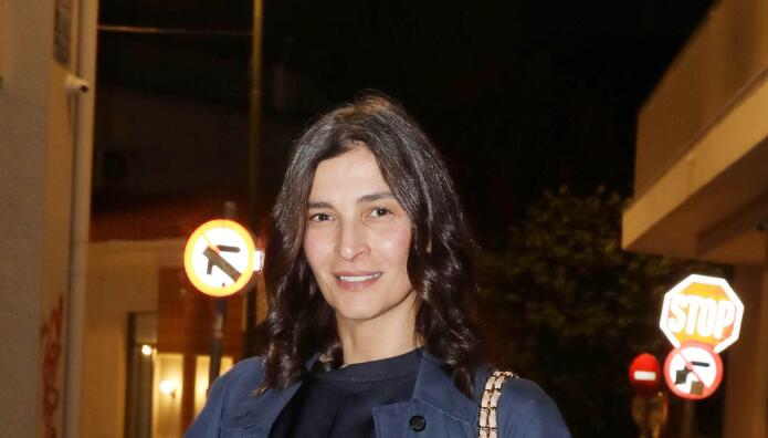 Αντιγόνη Κουλουκάκου: Στη Θάλασσα Με Τον Γιο Της
