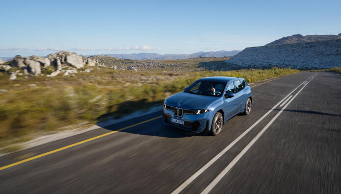 BMW iX3 και BMW i7 : Γιατί είναι «έξυπνα » αυτοκίνητα