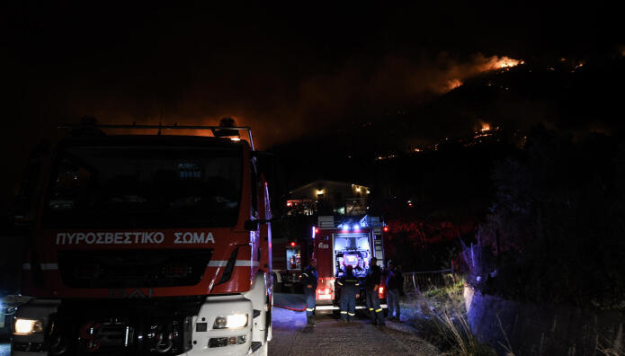 Φωτιά στην Αγία Ελένη Τροιζηνίας