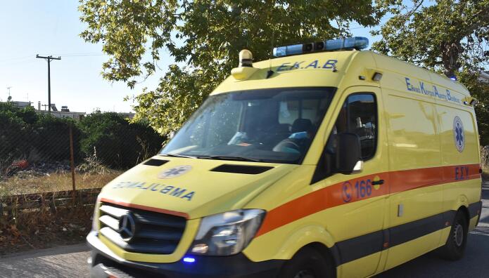 Λαμία: Γυναίκα Πνίγηκε Τρώγοντας Σουβλάκι