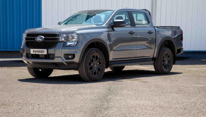 Ford Ranger XLT : Επαναπροσδιορίζει τον όρο «βασική έκδοση»