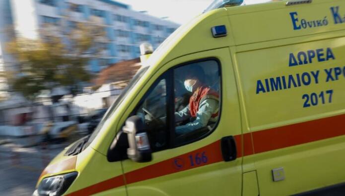 Χαλκίδα: 78χρονος έπεσε από τον 3ο όροφο - Νοσηλεύεται