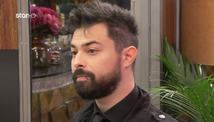 First Dates: Θέλει «Μία Κοντούλα Γκοθού Με Μεγάλα Μπούτια»