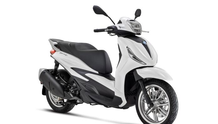 Piaggio Beverly: Όφελος 300 ευρώ σε όλες τις εκδόσεις του μοντέλου