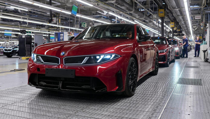 BMW Σειρά 3: Επένδυση δύο δισεκατομμυρίων ευρώ