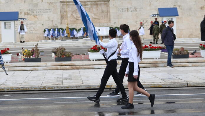 28η Οκτωβρίου: Πώς Επιλέγονται Σημαιοφόροι Στα Σχολεία