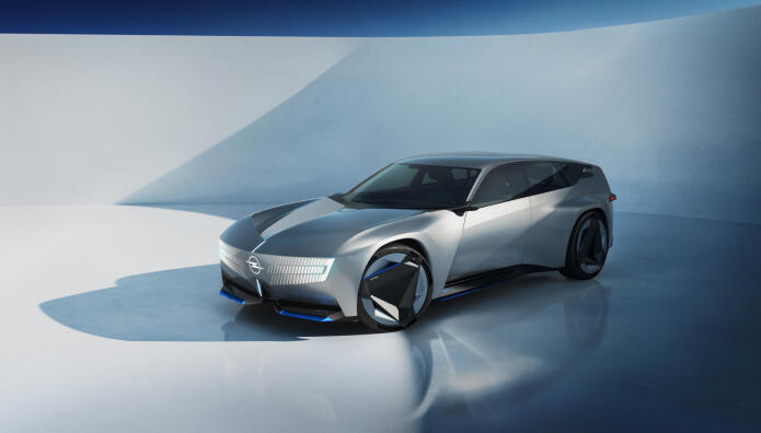 Opel STX Concept: Το όραμα της Opel για τα Sports Tourer