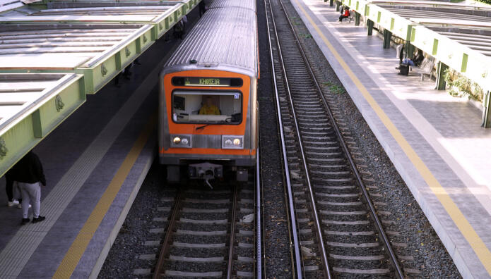 ΗΣΑΠ: Έπεσε Άτομο Από Πεζογέφυρα Στον Άγιο Νικόλαο