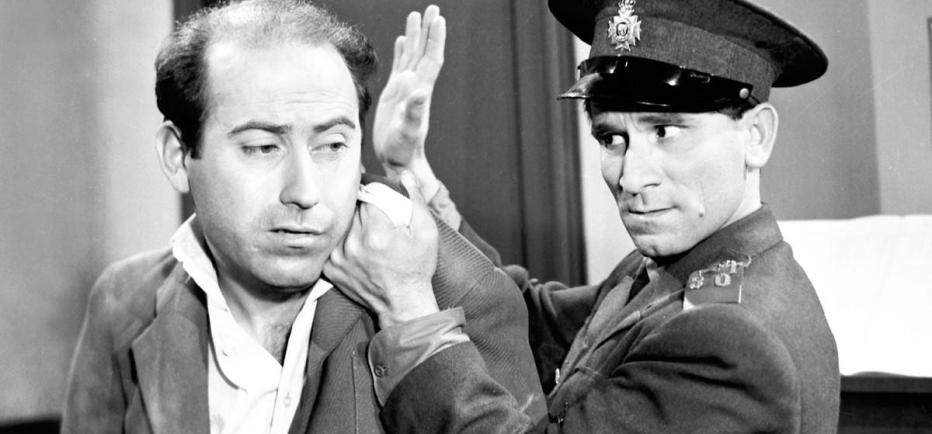 Κώστας Χατζηχρήστος: Η αδυναμία στις γυναίκες και ο αλκοολισμός