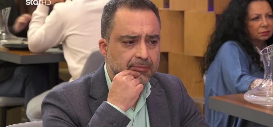 First Dates: Τι κάνει ο Κωνσταντίνος σε κάθε εστιατόριο που πηγαίνει;