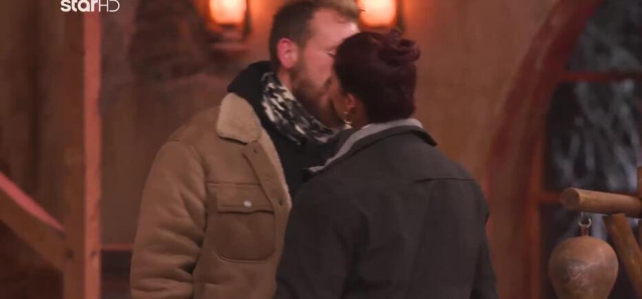 Στέλλα Και Λάμπρος Αποχαιρετούν Τη Φάρμα Για 2η Φορά