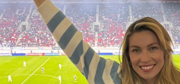 Χρουσαλά: Με Γαλανόλευκο Πουλόβερ Στο Γήπεδο Για Την Εθνική