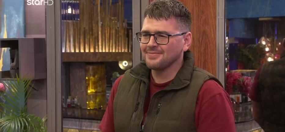 First Dates: Ο Ηλίας ψάχνει τον άνθρωπο που θα τον εμπνεύσει!