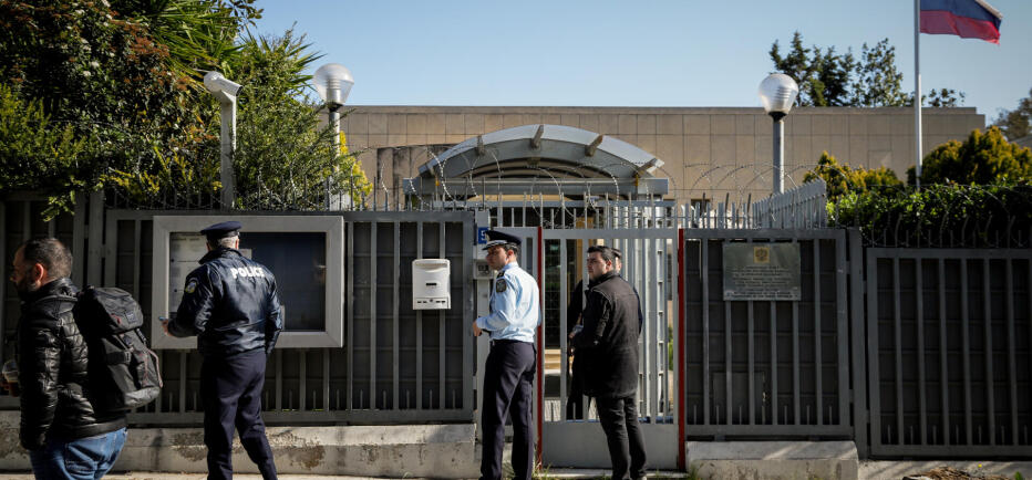 Ελεγχόμενη έκρηξη έξω από το ρωσικό προξενείο στο Χαλάνδρι