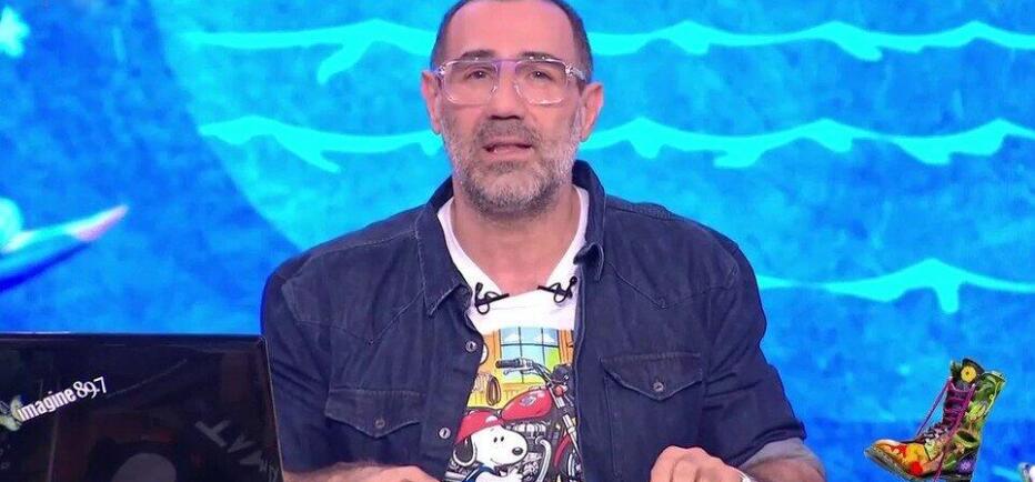 Αντώνης Κανάκης: Με δάκρυα στα μάτια στο κλείσιμο των Αρβύλα - Τι συνέβη;