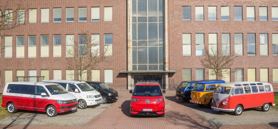 VW Επαγγελματικά οχήματα: Γιορτάζει 70 χρόνια του εργοστασίου στο Αννόβερο