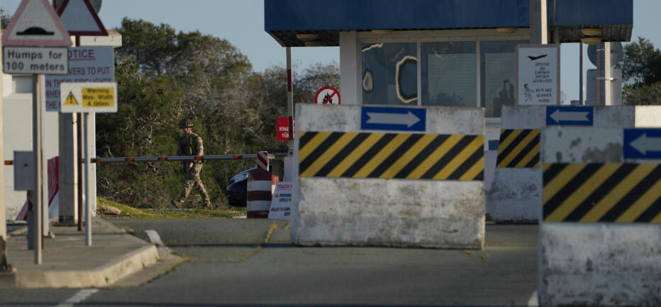 Κύπρος: Ήχησαν ξανά σειρήνες στο Ακρωτήρι - «Παραμείνετε στις θέσεις σας»