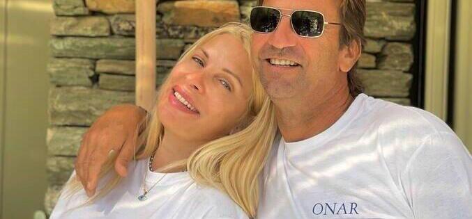 Ελένη Μενεγάκη: Οργισμένη απάντηση στις φήμες χωρισμού με τον Παντζόπουλο