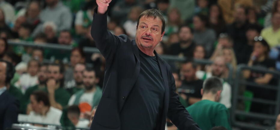 Έξω φρενών ο Αταμάν με τον Χολμς