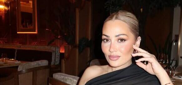 Ελένη Βουλγαράκη: Το elegant σαλόνι του νέου της σπιτιού στην Πορτογαλία