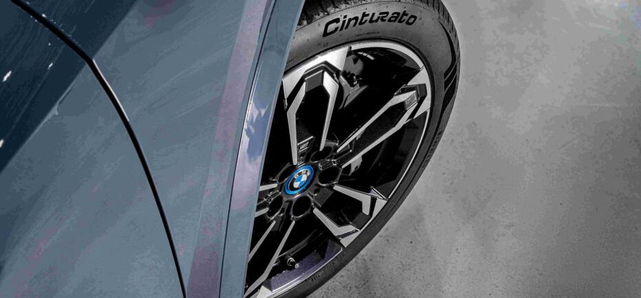 Pirelli: Το ελαστικό Cinturato και οι εντυπωσιακές κριτικές