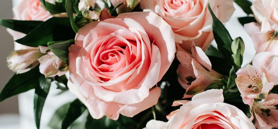 Εορτολόγιο: Ποιοι γιορτάζουν στις 25 Μαρτίου