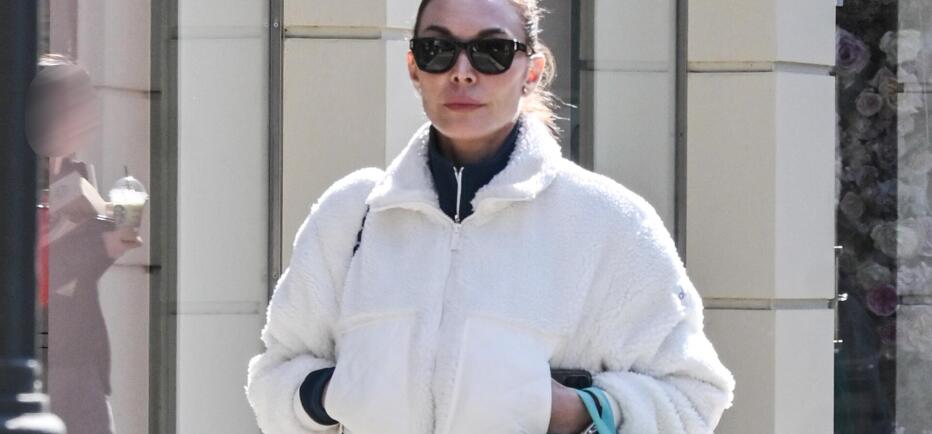 Τατιάνα Στεφανίδου: Για shopping στην Κηφισιά με casual εμφάνιση