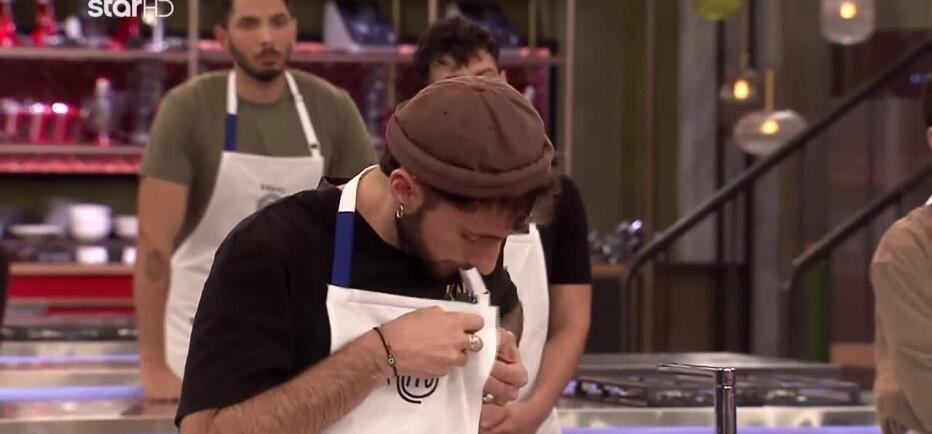 MasterChef: Χαμός στην μπλε μπριγάδα - Ο Γιώργος παραιτήθηκε από αρχηγός!