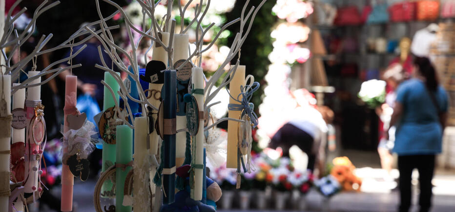 Πότε ξεκινά το πασχαλινό ωράριο - Ποια Κυριακή θα είναι ανοιχτά τα μαγαζιά