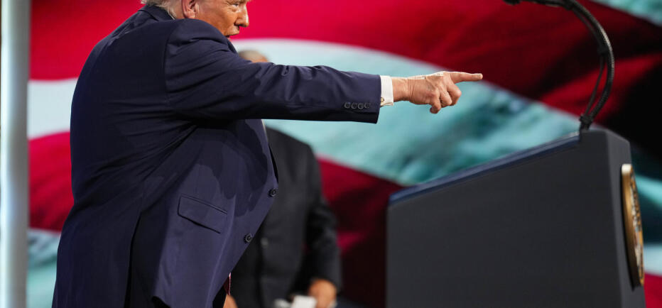 Ο Τραμπ απειλεί ξανά το ΝΑΤΟ: «Εμείς ήμασταν πάντα εκεί γι'αυτούς»