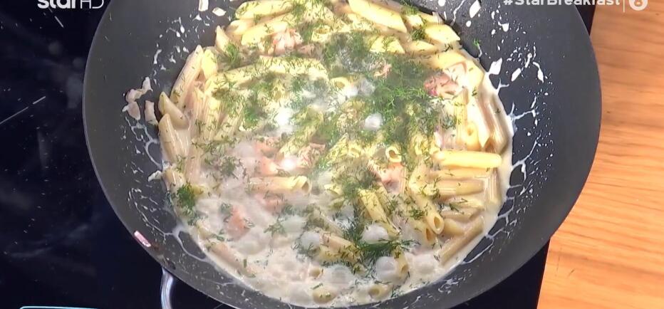 Γρήγορες και γευστικές πένες με σολομό - Δείτε τη συνταγή