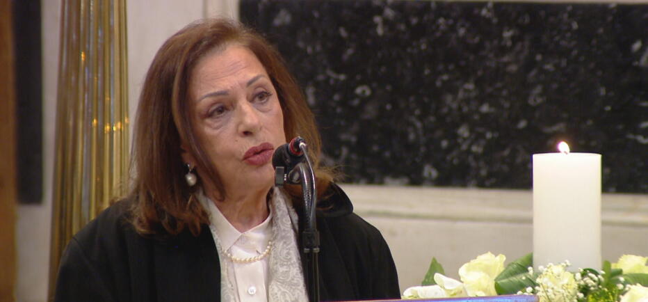 Μαρινέλλα: Ρίγη συγκίνησης στον επικήδειο της Χαρούλας Αλεξίου