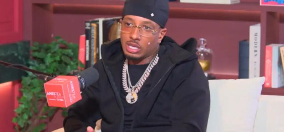 Light: «Ο κομμουνισμός, θεωρητικά, είναι όντως το ιδανικό πολίτευμα»