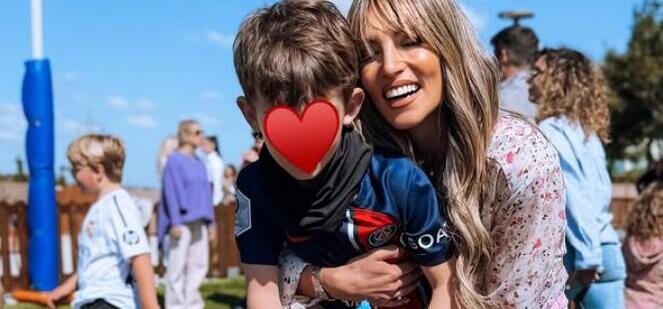 Αθηνά Οικονομάκου: Αγκαλιά με τον γιο της, Μάξιμο - «Η ζωή μου όλη»