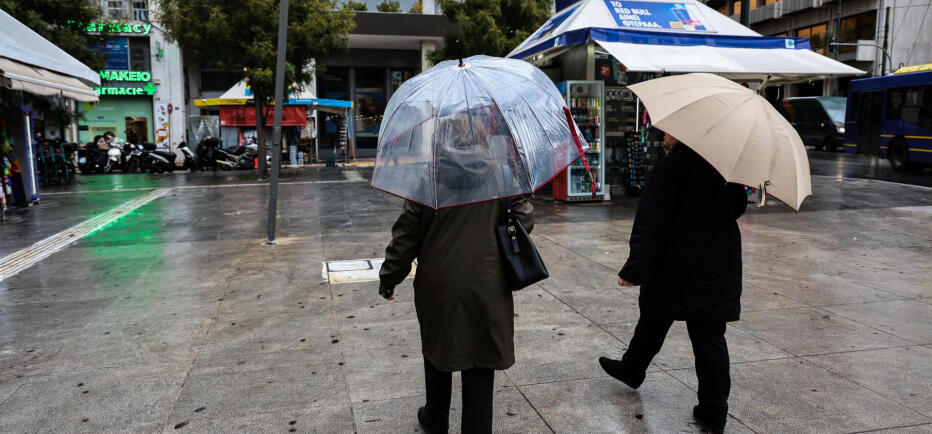 Έκτακτα μέτρα λόγω της κακοκαιρίας: Τηλεργασία και απαγόρευση delivery