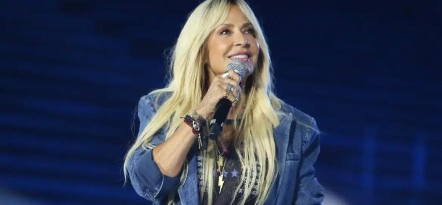 Βίσση: Ακυρώνεται η αποψινή της εμφάνιση – «Μακάρι να ήταν ψέμα»