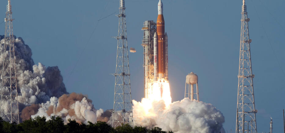 Artemis II: Ξεκίνησε η αποστολή στη Σελήνη - Το αναπάντεχο πρόβλημα