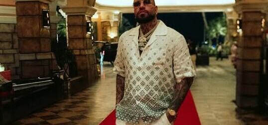 Snik: Πατέρας για πρώτη φορά – Η πρώτη φωτογραφία με τη νεογέννητη κόρη του