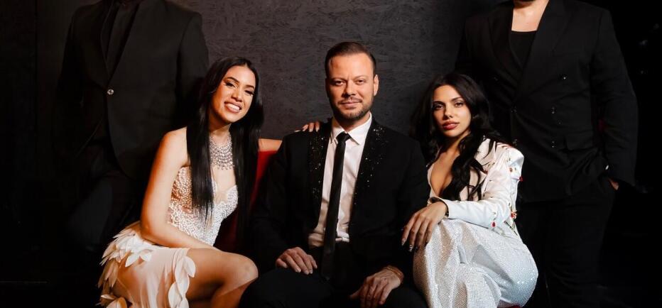 Oι ΑΝΩ ΚΑΤΩ, μαζί με την Εμμανουέλα Λάμπη και τη Rosanna Mailan στο Simion