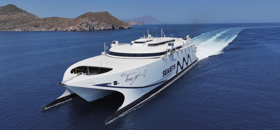 SEAJETS: Ακόμα πιο προσιτά ταξίδια σε Άνδρο και Τήνο από τη Ραφήνα