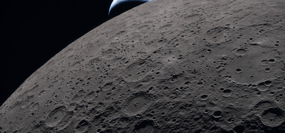 Artemis II: Η πρώτη φωτογραφία της Γης από την αθέατη πλευρά της Σελήνης