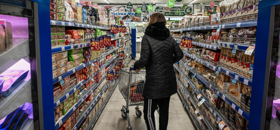 Εορταστικό ωράριο: Μέχρι τι ώρα θα είναι ανοιχτά τα σούπερ μάρκετ