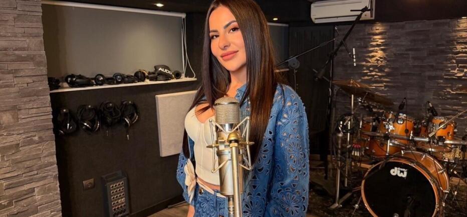 Ηλιάννα Ζέρβα: Το viral medley και το συγκινητικό ζεϊμπέκικο της μαμάς της